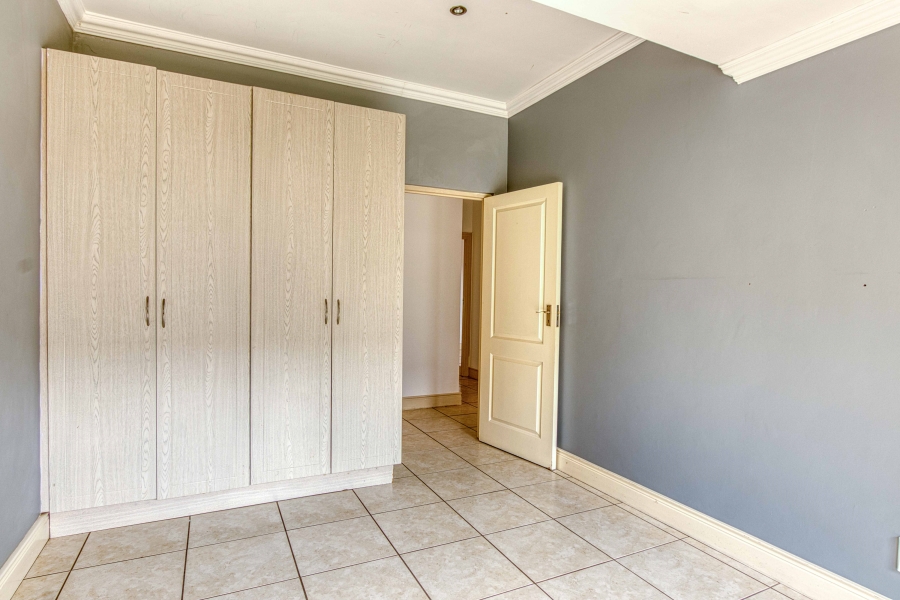 3 Bedroom Property for Sale in Bakkershoogte Western Cape